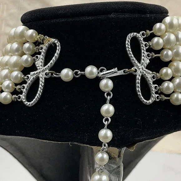 VtgElegant14”-20”SixStrands Graduated White Faux Pearl Necklace WithSilver Clasp - Picture 2 of 5